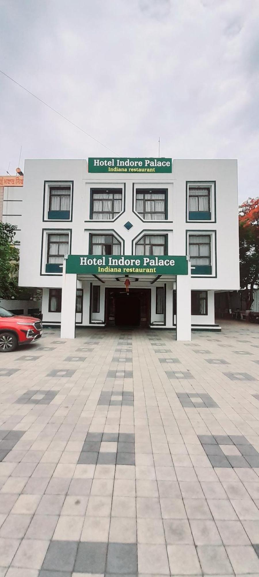 Hotel Indore Palace - Feel At Home Ширди Экстерьер фото