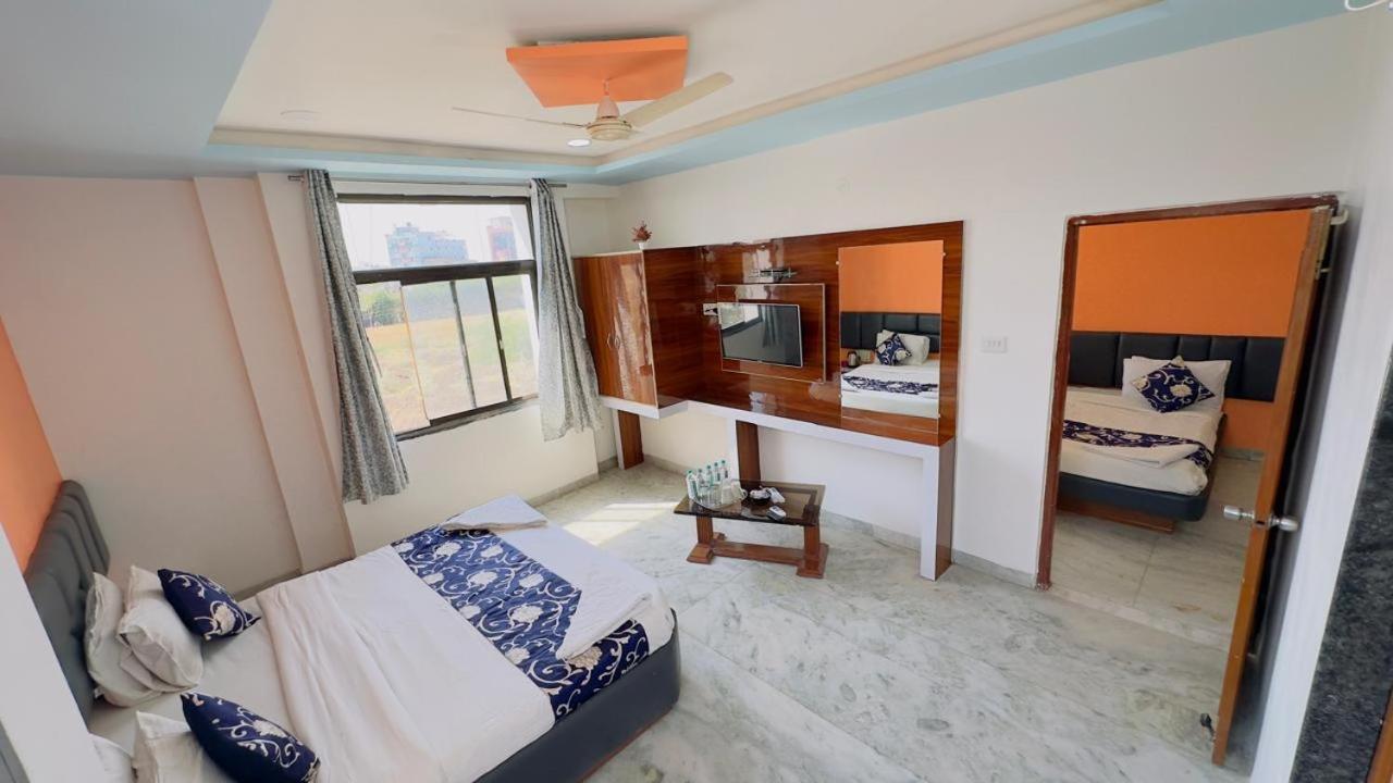 Hotel Indore Palace - Feel At Home Ширди Экстерьер фото